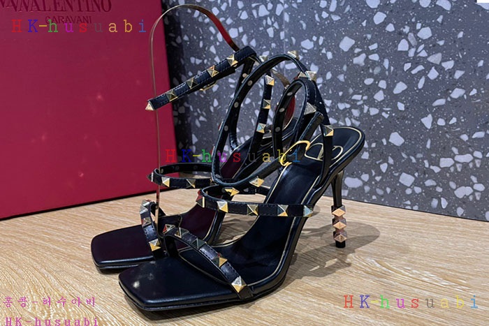 NEW 발렌티노 샌들 신상 V 1010915