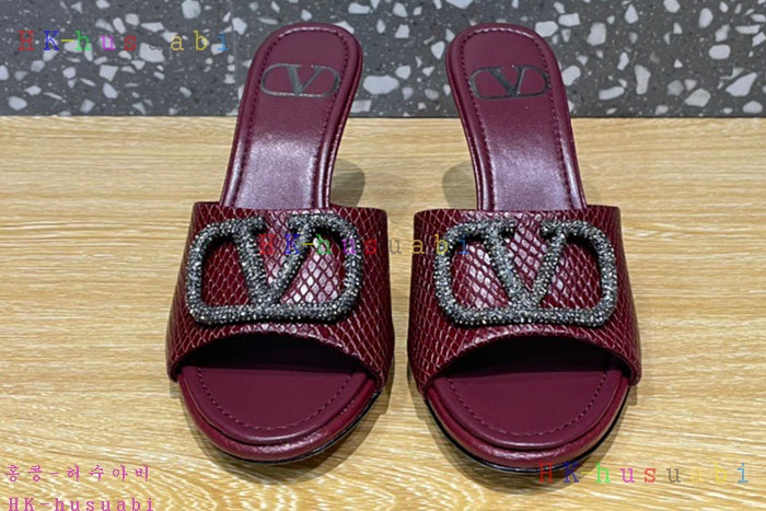 NEW 발렌티노 샌들 신상 V 1010918