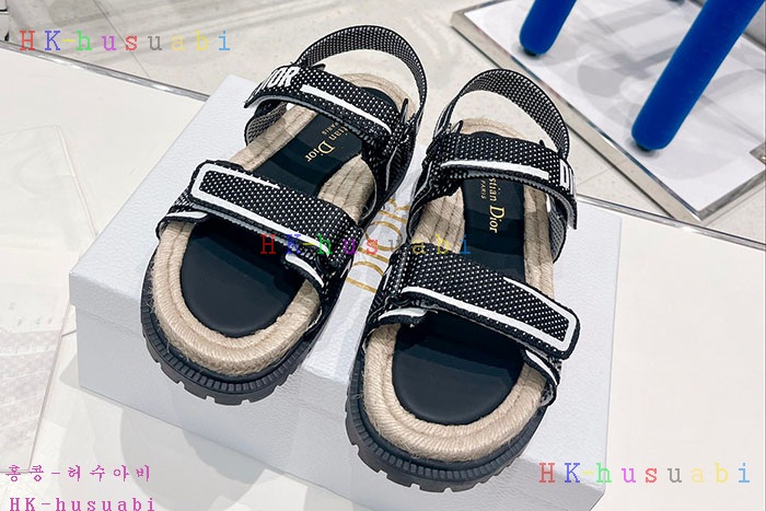 NEW 디올 샌들 신상 DR 8260012