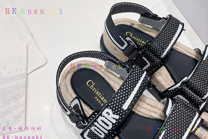 NEW 디올 샌들 신상 DR 8260012
