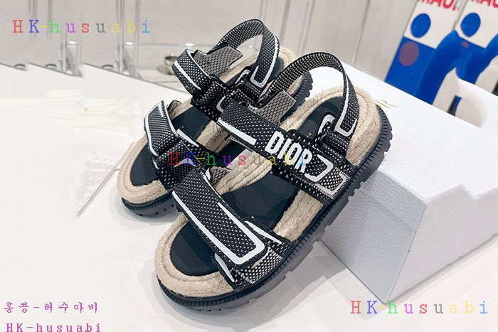 NEW 디올 샌들 신상 DR 8260012