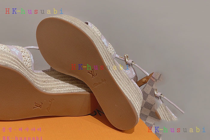 NEW 루이비통 샌들 신상 LV 7240010