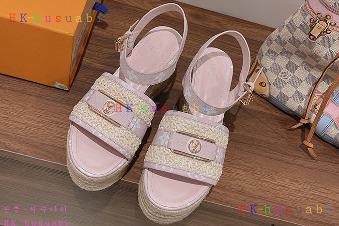 NEW 루이비통 샌들 신상 LV 7240010