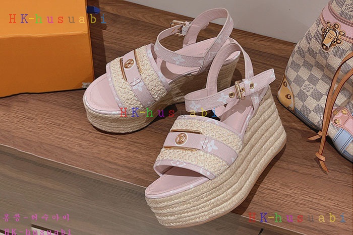 NEW 루이비통 샌들 신상 LV 7240010