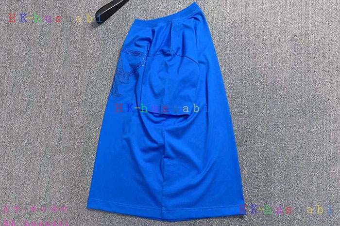 NEW 프라다 반팔티 신상 P 628004