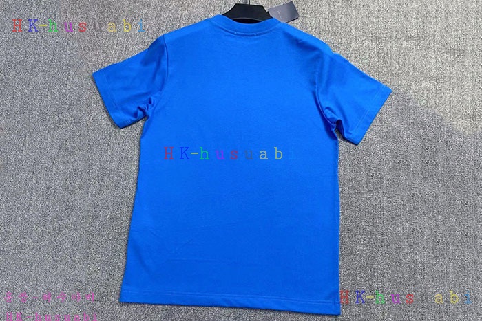 NEW 프라다 반팔티 신상 P 628004