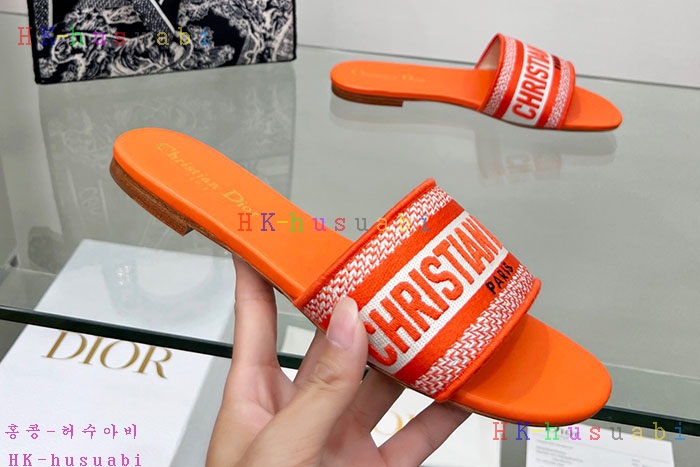 NEW 디올 샌들 신상 DR 677417
