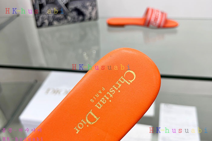 NEW 디올 샌들 신상 DR 677417
