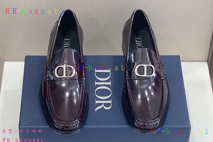 NEW 디올 신발 신상 DR 677430