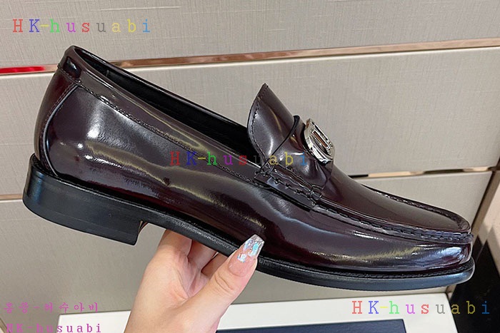 NEW 디올 신발 신상 DR 677430