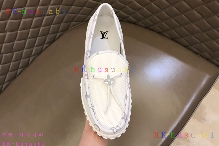 NEW 루이비통 스니커즈 신상 LV 4627701