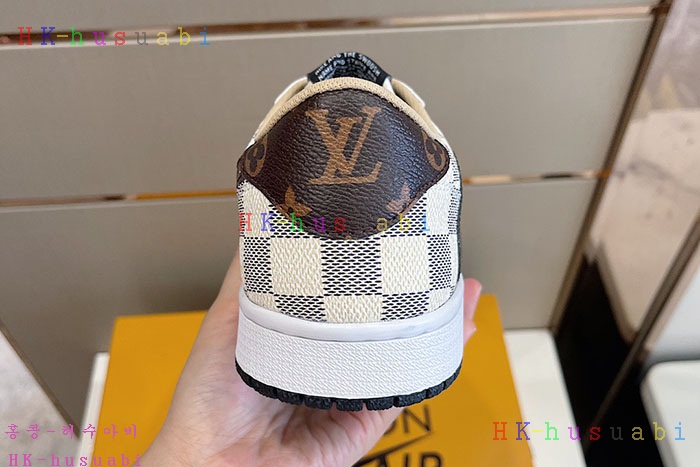 NEW 루이비통 스니커즈 신상 LV 4628805