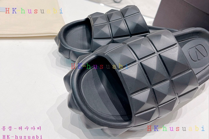 NEW 발렌티노 샌들 신상 V 4441400