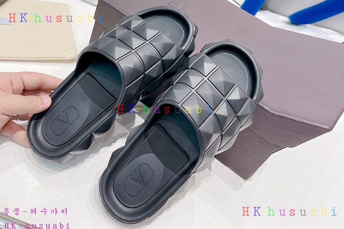 NEW 발렌티노 샌들 신상 V 4441400