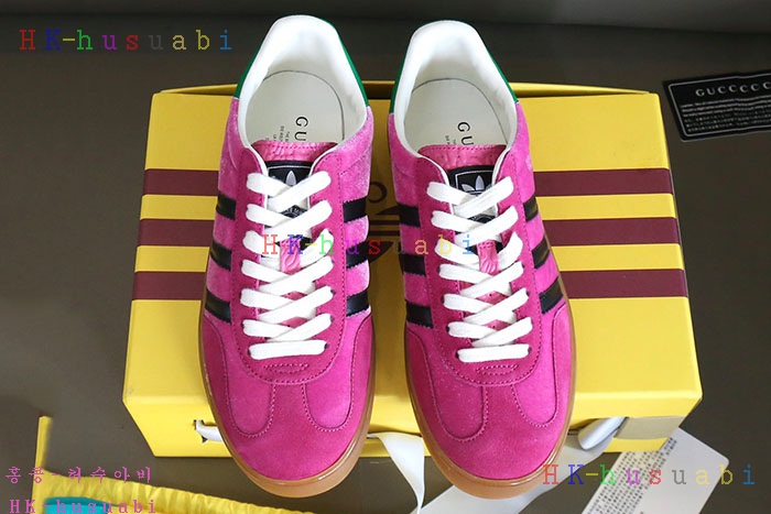 NEW 구찌 스니커즈 신상 GU 552407