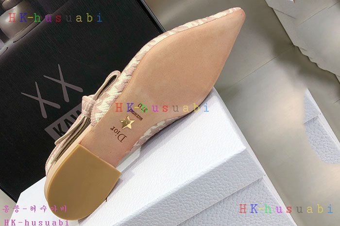NEW 디올 신발 신상 DR 2524009