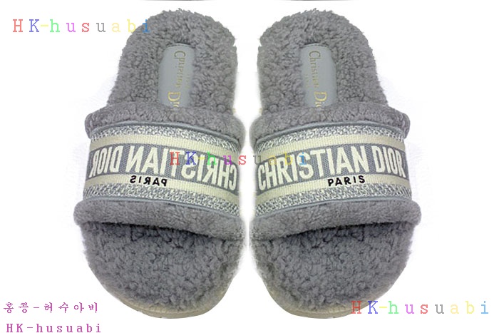 NEW 디올 신발 신상 DR 824550