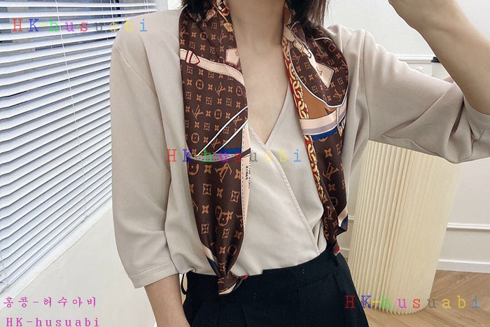 NEW 루이비통 스카프 신상 LV 885220