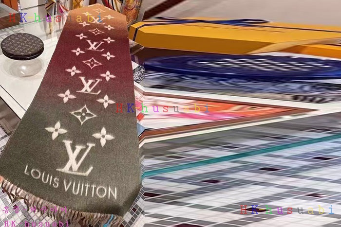 NEW 루이비통 스카프 신상 LV 885224