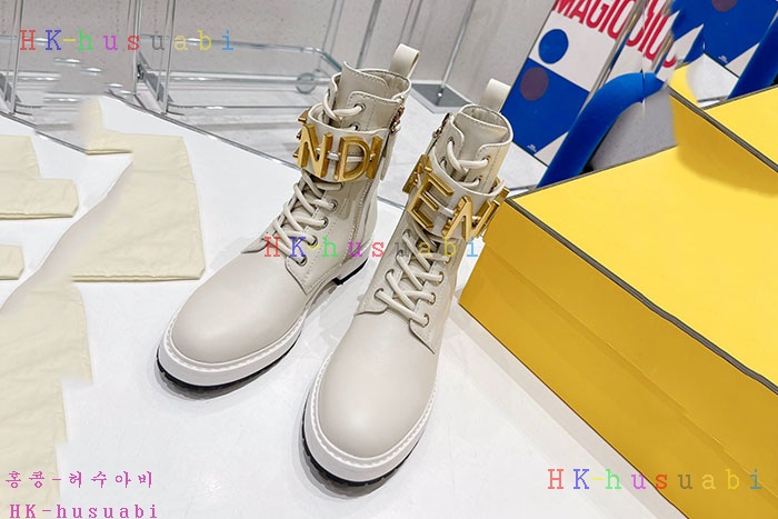 NEW 펜디 부츠 신상 FD 4140003