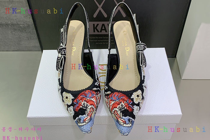 NEW 디올 신발 신상 DR 923449