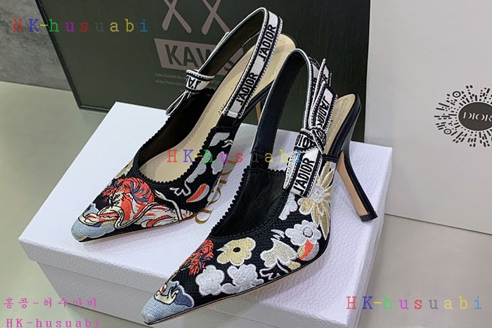 NEW 디올 신발 신상 DR 923451