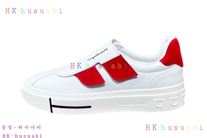 NEW 페라가모 스니커즈 신상 F 965340