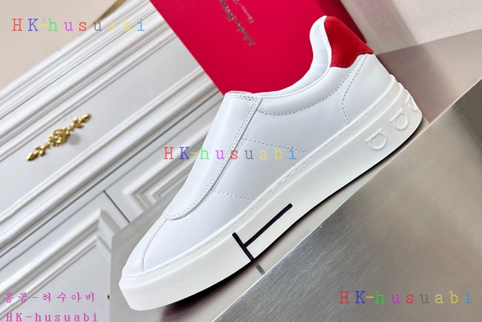 NEW 페라가모 스니커즈 신상 F 965340