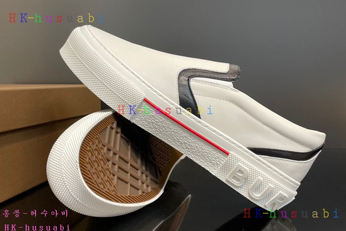 NEW 버버리 스니커즈 신상 BB 924013