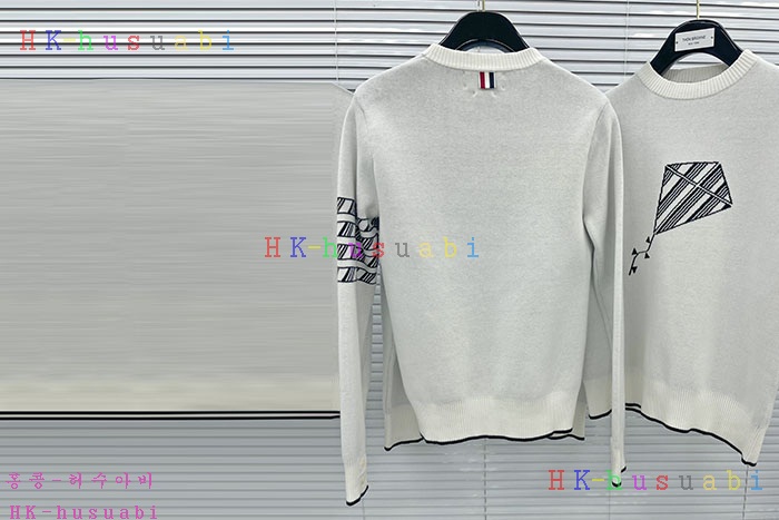 NEW 톰브라운 니트 신상 TB 995241