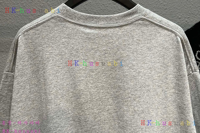 NEW 발렌시아가 반팔티 신상 B 95280275