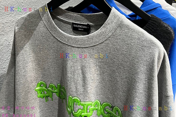 NEW 발렌시아가 반팔티 신상 B 95280275