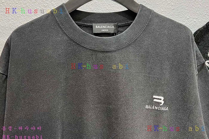 NEW 발렌시아가 반팔티 신상 B 95280284