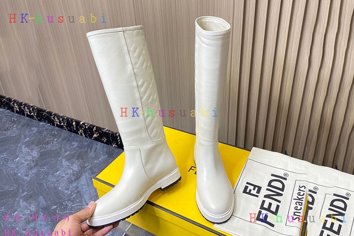 NEW 펜디 부츠 신상 FD 996502