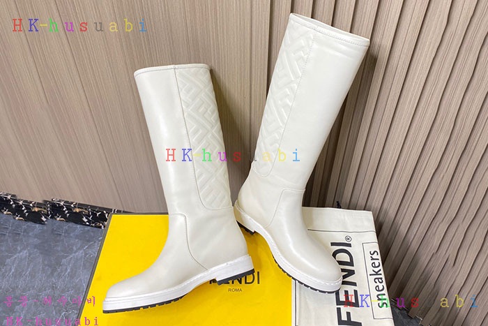 NEW 펜디 부츠 신상 FD 996502
