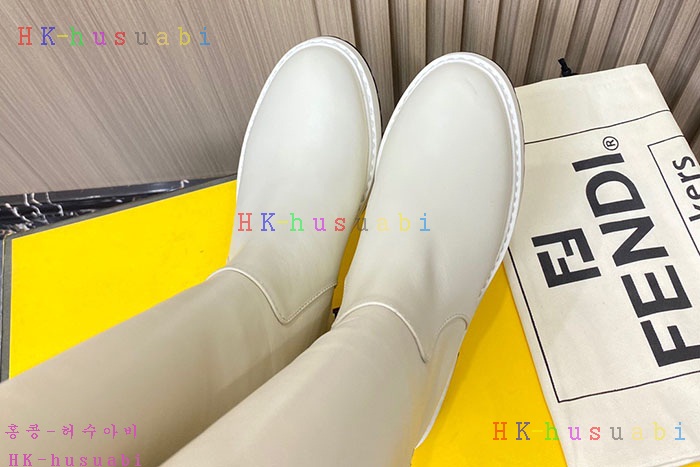 NEW 펜디 부츠 신상 FD 996502