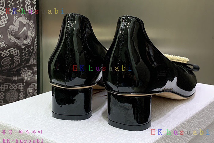 NEW 디올 신발 신상 DR 824519