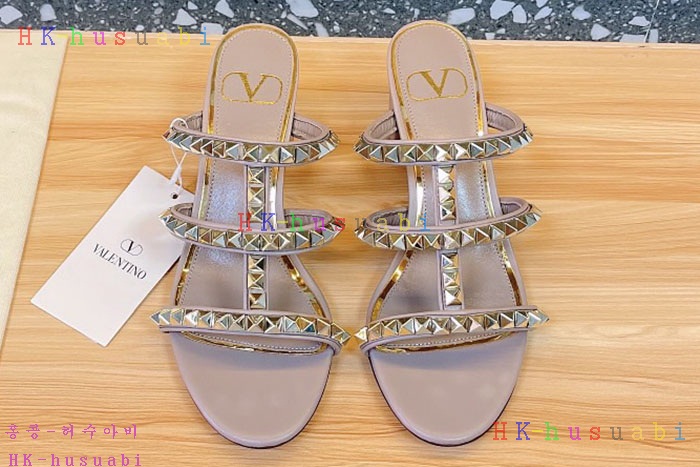 NEW 발렌티노 샌들 신상 V 9340035
