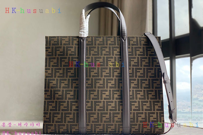 ★미러급★펜디 FF 자카드 패브릭 쇼퍼백 7VA390