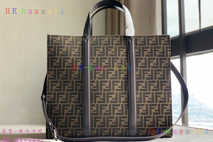 ★미러급★펜디 FF 자카드 패브릭 쇼퍼백 7VA390