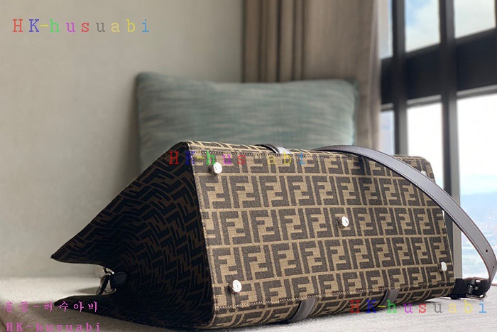 ★미러급★펜디 FF 자카드 패브릭 쇼퍼백 7VA390