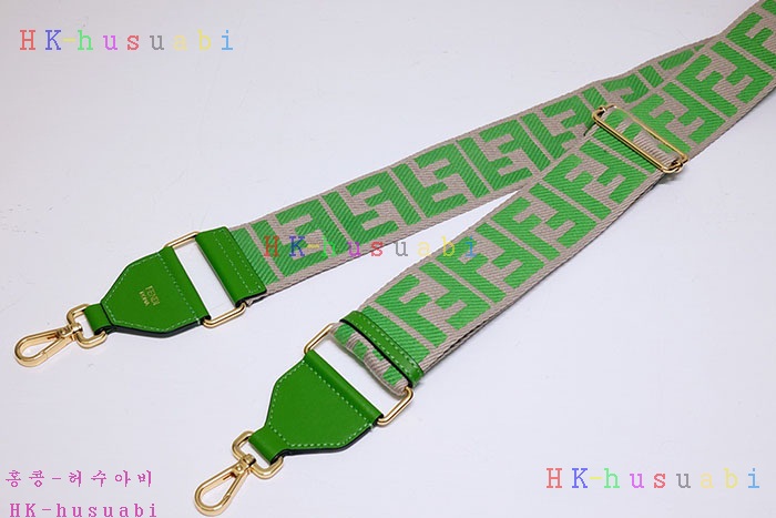 ★미러급★펜디 FENDI 캔버스 숄더 스트랩 8AV134