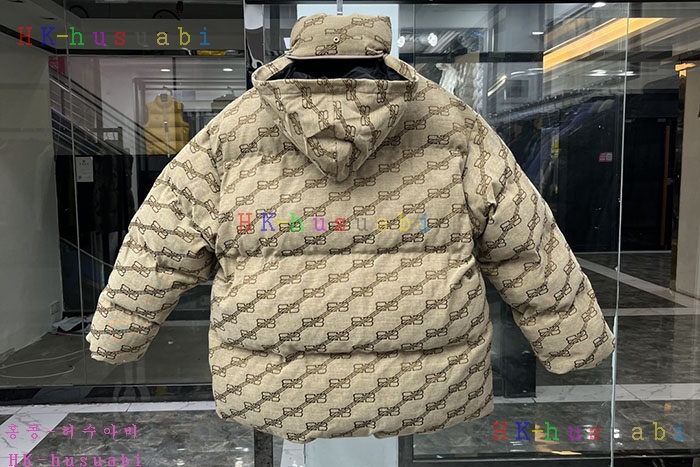 NEW 발렌시아가 패딩 신상 B 996113