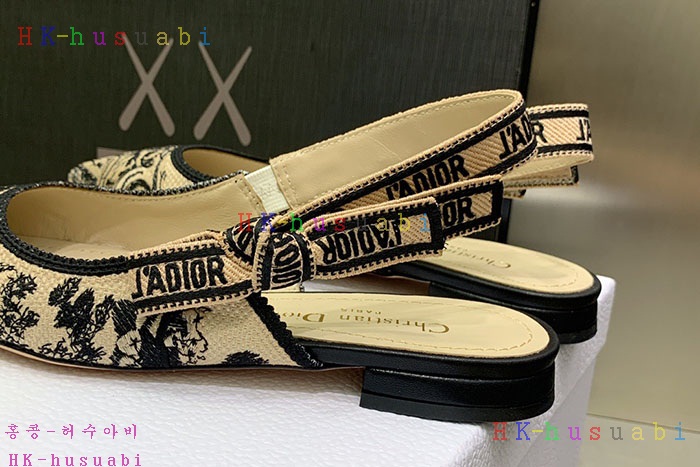 NEW 디올 신발 신상  DR 665223