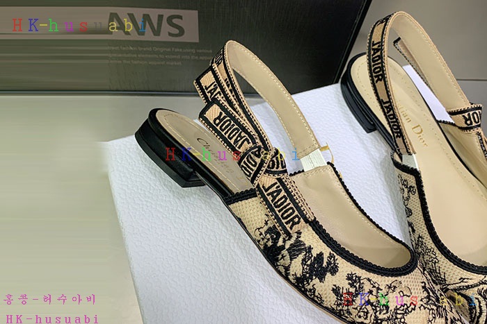 NEW 디올 신발 신상  DR 665220