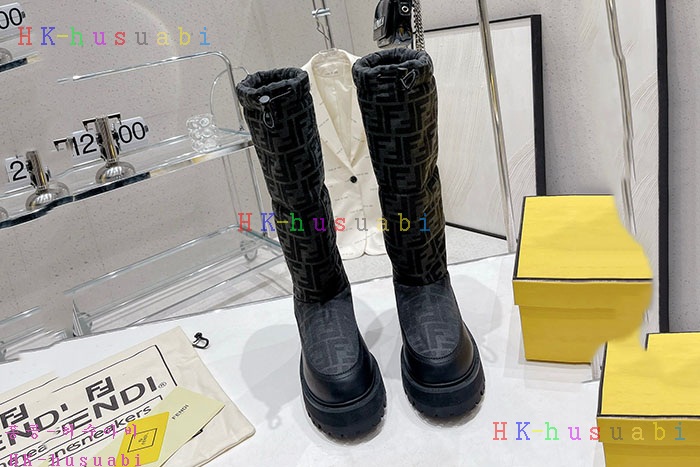 NEW 펜디 부츠 신상 FD 333572