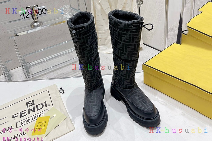 NEW 펜디 부츠 신상 FD 333572