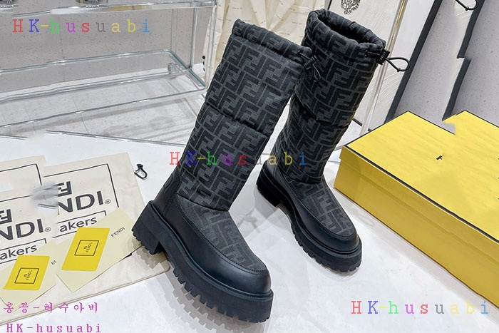 NEW 펜디 부츠 신상 FD 333572