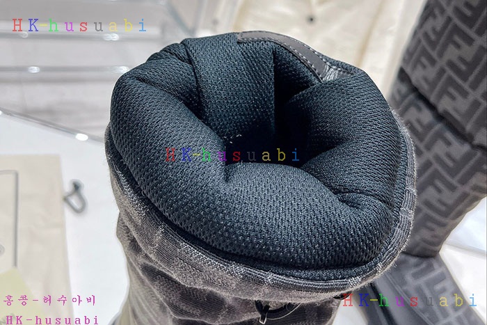 NEW 펜디 부츠 신상 FD 333572