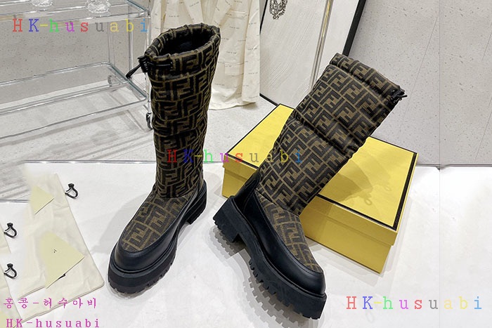 NEW 펜디 부츠 신상 FD 333573